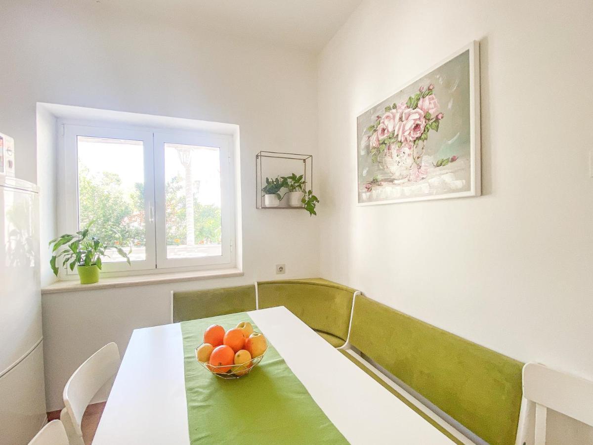 Melisa Apartment With Balcony & Free Parking Dubrovnik Bagian luar foto